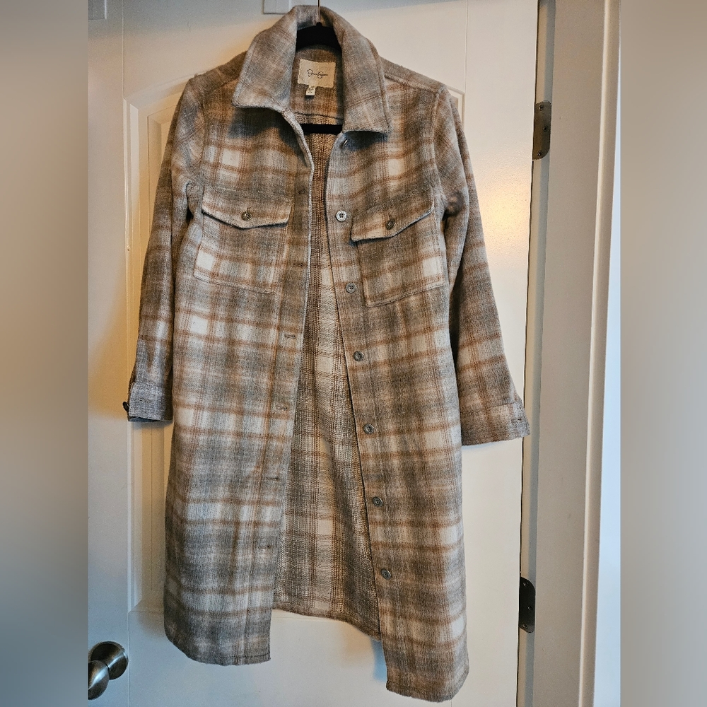 Jessica Simpson White & Shadow Beige Romi Button-Up Coat